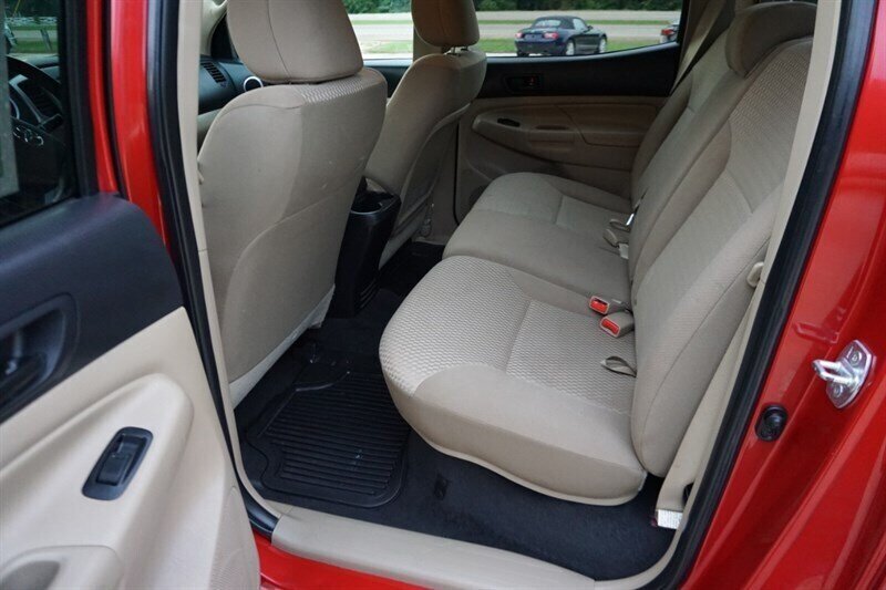 2012 Toyota Tacoma PreRunner SR5 - Photo 26 - Bogalusa, LA 70427