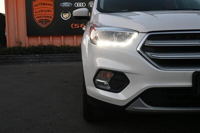 2017 Ford Escape SE   - Photo 4 - Norwalk, CA 90650-2241