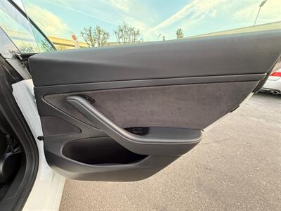 2020 Tesla Model 3 Standard Range Plus - Photo 17 - Norwalk, CA 90650-2241