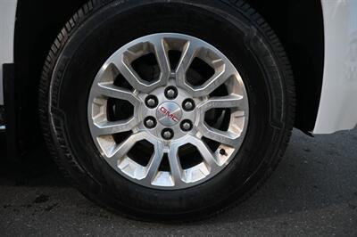 2018 GMC Yukon SLE   - Photo 16 - Norwalk, CA 90650-2241