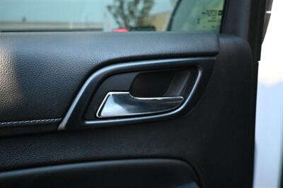 2018 GMC Yukon SLE   - Photo 37 - Norwalk, CA 90650-2241