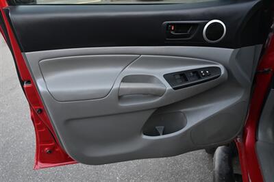 2013 Toyota Tacoma V6   - Photo 17 - Norwalk, CA 90650-2241