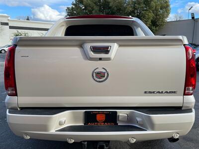 2013 Cadillac Escalade EXT Premium   - Photo 10 - Norwalk, CA 90650-2241