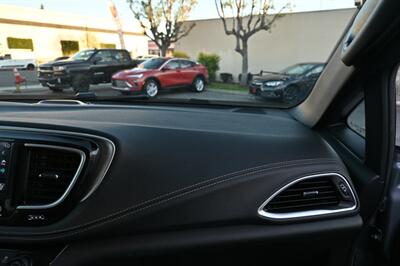 2020 Chrysler Pacifica Hybrid Limited Red S   - Photo 57 - Norwalk, CA 90650-2241