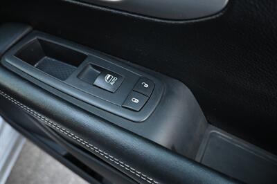 2020 Chrysler Pacifica Hybrid Limited Red S   - Photo 52 - Norwalk, CA 90650-2241