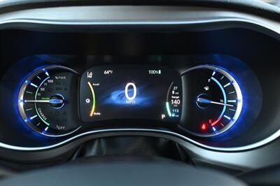 2020 Chrysler Pacifica Hybrid Limited Red S   - Photo 27 - Norwalk, CA 90650-2241