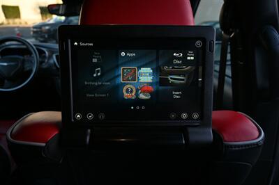 2020 Chrysler Pacifica Hybrid Limited Red S   - Photo 48 - Norwalk, CA 90650-2241