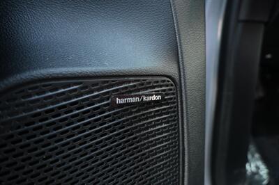 2020 Chrysler Pacifica Hybrid Limited Red S   - Photo 20 - Norwalk, CA 90650-2241