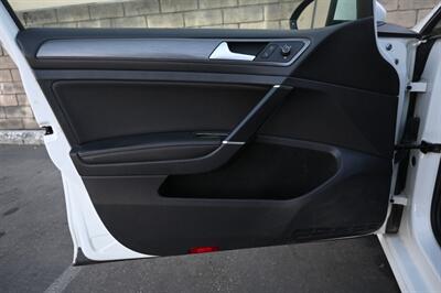 2021 Volkswagen Golf TSI - Photo 16 - Norwalk, CA 90650-2241