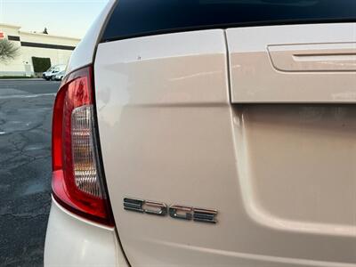 2011 Ford Edge SEL - Photo 11 - Norwalk, CA 90650-2241