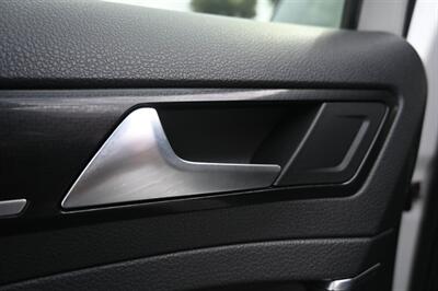 2019 Volkswagen Golf R 4Motion   - Photo 40 - Norwalk, CA 90650-2241