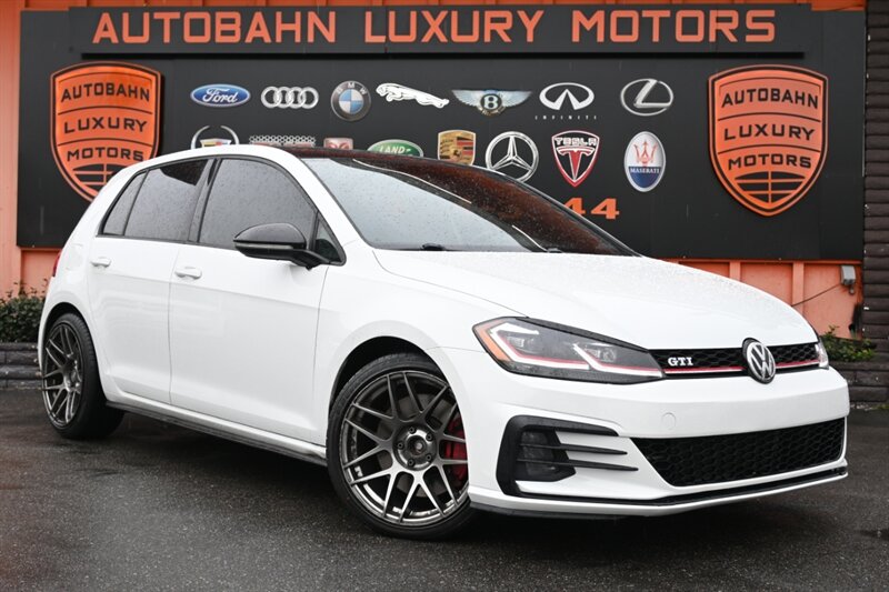 2018 Volkswagen Golf GTI S  