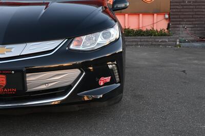 2018 Chevrolet Volt Premier   - Photo 5 - Norwalk, CA 90650-2241