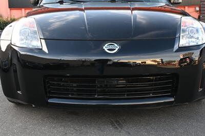 2004 Nissan 350Z Touring - Photo 4 - Norwalk, CA 90650-2241