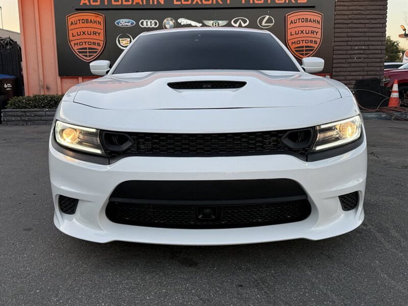 2016 Dodge Charger R/T Scat Pack  