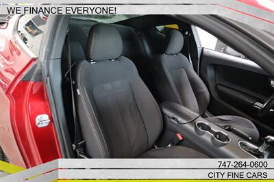 2019 Ford Mustang GT   - Photo 29 - Panorama City, CA 91402