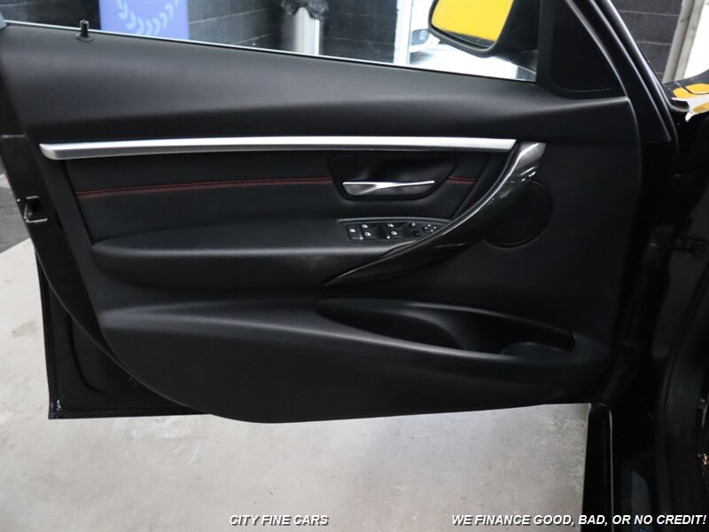 2018 BMW 330e iPerformance - Photo 17 - Panorama City, CA 91402