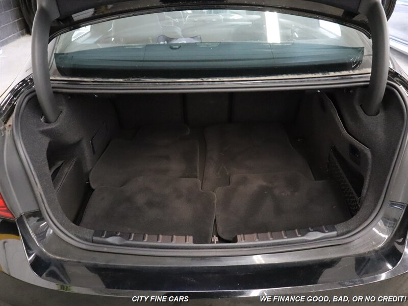 2018 BMW 330e iPerformance - Photo 30 - Panorama City, CA 91402