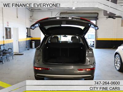 2018 Audi Q5 2.0T quattro Prestig   - Photo 33 - Panorama City, CA 91402
