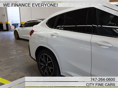 2022 BMW X4 xDrive30i   - Photo 10 - Panorama City, CA 91402