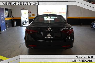2018 Alfa Romeo Giulia - Photo 8 - Panorama City, CA 91402