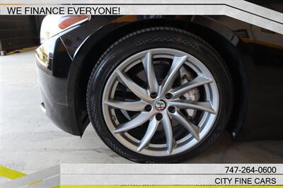 2018 Alfa Romeo Giulia - Photo 4 - Panorama City, CA 91402