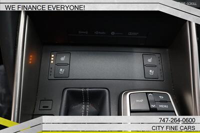 2020 Lexus IS   - Photo 22 - Panorama City, CA 91402