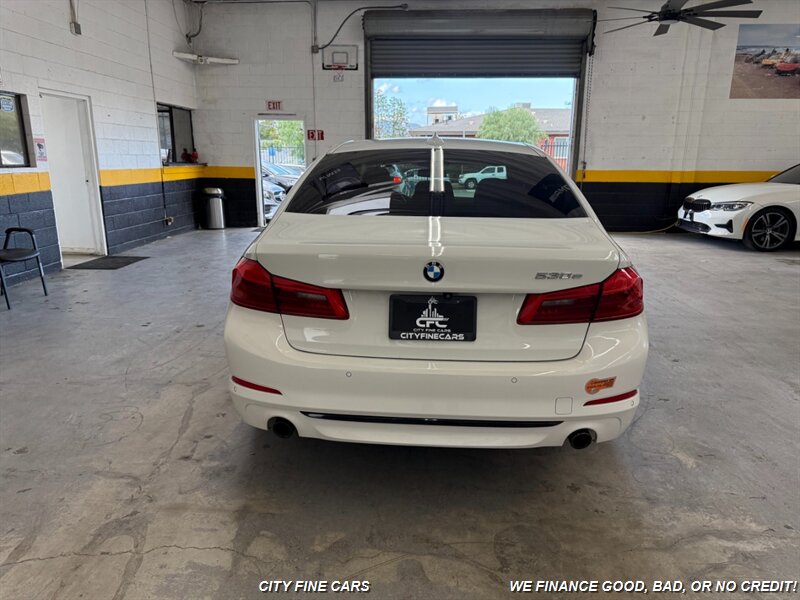 2020 BMW 530e iPerformance - Photo 8 - Panorama City, CA 91402