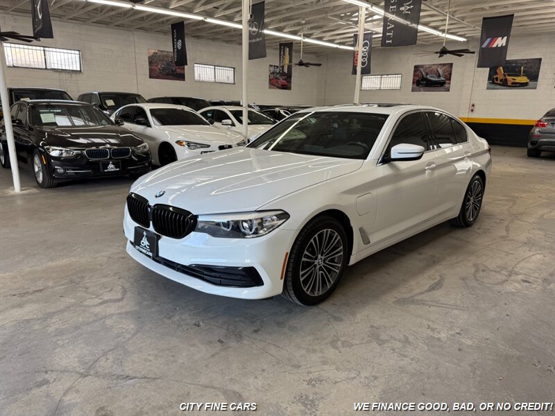 2020 BMW 530e iPerformance - Photo 2 - Panorama City, CA 91402