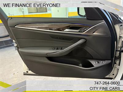 2020 BMW 530e iPerformance - Photo 25 - Panorama City, CA 91402