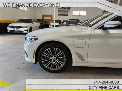 2020 BMW 530e iPerformance - Photo 3 - Panorama City, CA 91402
