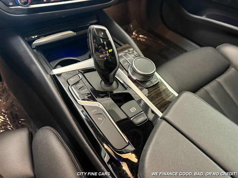 2020 BMW 530e iPerformance - Photo 22 - Panorama City, CA 91402