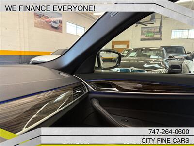 2020 BMW 530e iPerformance - Photo 24 - Panorama City, CA 91402