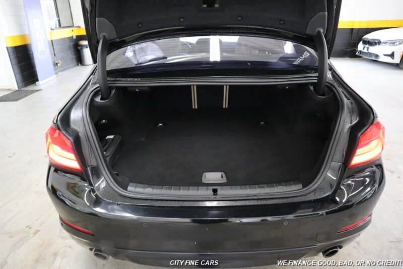 2019 BMW 530e iPerformance - Photo 27 - Panorama City, CA 91402