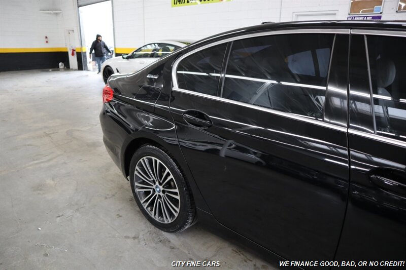 2019 BMW 530e iPerformance - Photo 9 - Panorama City, CA 91402