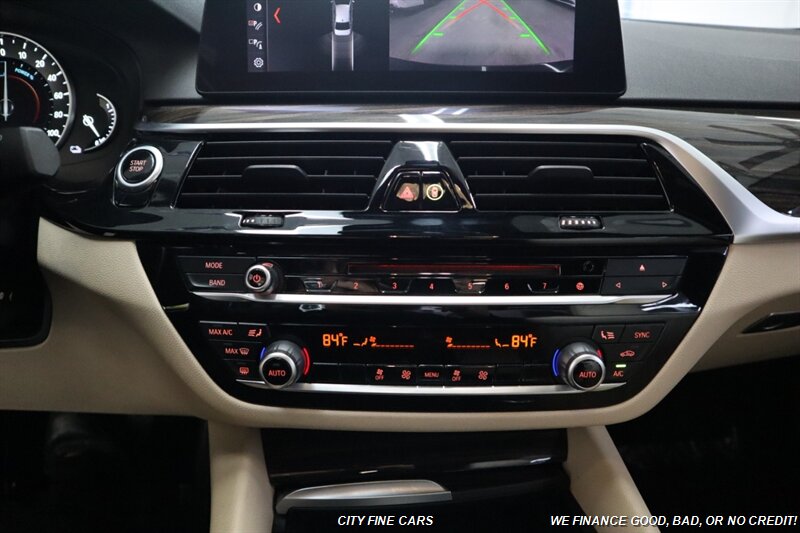 2019 BMW 530e iPerformance - Photo 21 - Panorama City, CA 91402