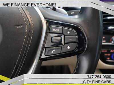 2019 BMW 530e iPerformance   - Photo 19 - Panorama City, CA 91402