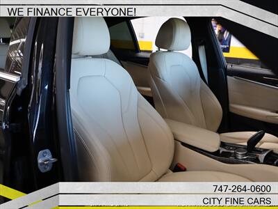 2019 BMW 530e iPerformance   - Photo 34 - Panorama City, CA 91402