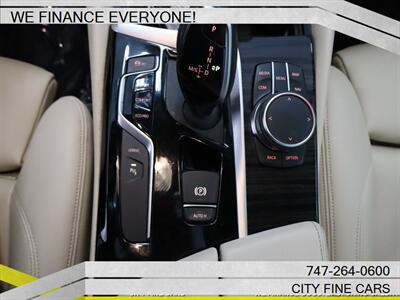 2019 BMW 530e iPerformance   - Photo 25 - Panorama City, CA 91402