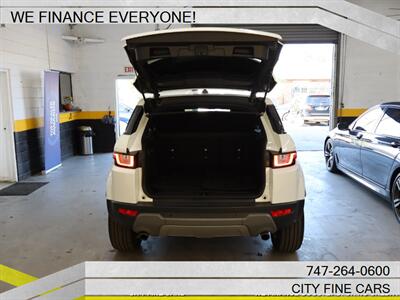 2018 Land Rover Range Rover Evoque SE   - Photo 30 - Panorama City, CA 91402