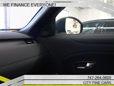2018 Land Rover Range Rover Evoque SE   - Photo 26 - Panorama City, CA 91402