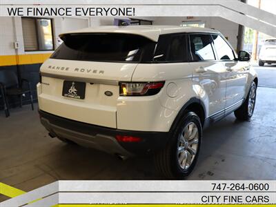 2018 Land Rover Range Rover Evoque SE   - Photo 9 - Panorama City, CA 91402
