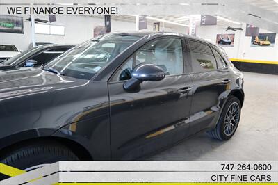 2017 Porsche Macan   - Photo 5 - Panorama City, CA 91402