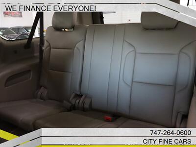 2019 GMC Yukon SLT 1500   - Photo 29 - Panorama City, CA 91402
