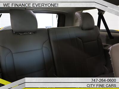 2019 GMC Yukon SLT 1500   - Photo 30 - Panorama City, CA 91402