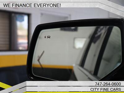 2019 GMC Yukon SLT 1500   - Photo 22 - Panorama City, CA 91402