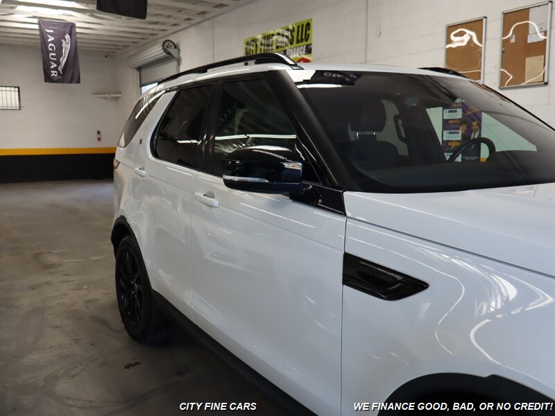 2019 Land Rover Discovery HSE - Photo 11 - Panorama City, CA 91402