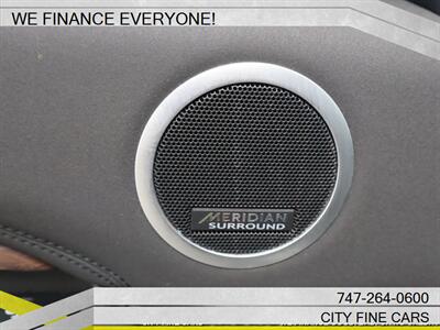 2019 Land Rover Discovery HSE - Photo 16 - Panorama City, CA 91402