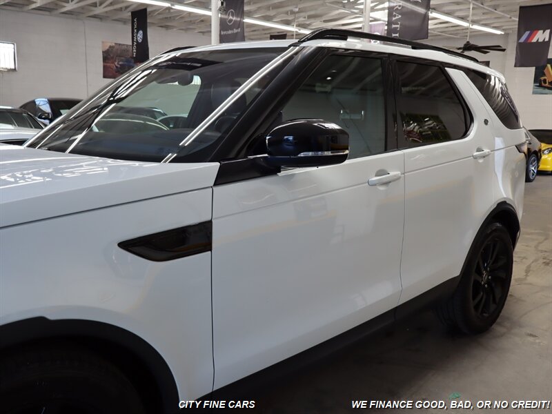 2019 Land Rover Discovery HSE - Photo 5 - Panorama City, CA 91402