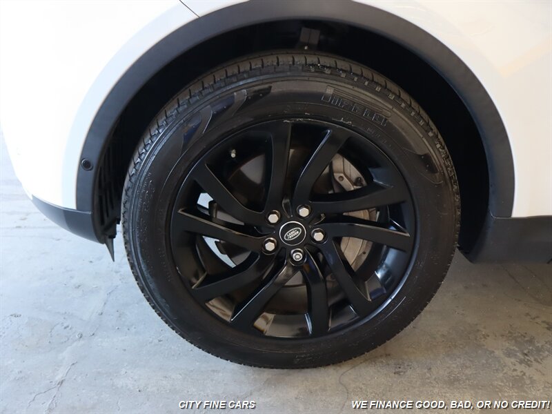 2019 Land Rover Discovery HSE - Photo 4 - Panorama City, CA 91402